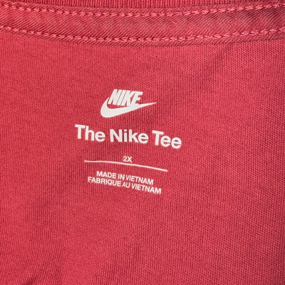 Nike The Nike Tee in Coral Pink with White Logo - Picture 2 of 7